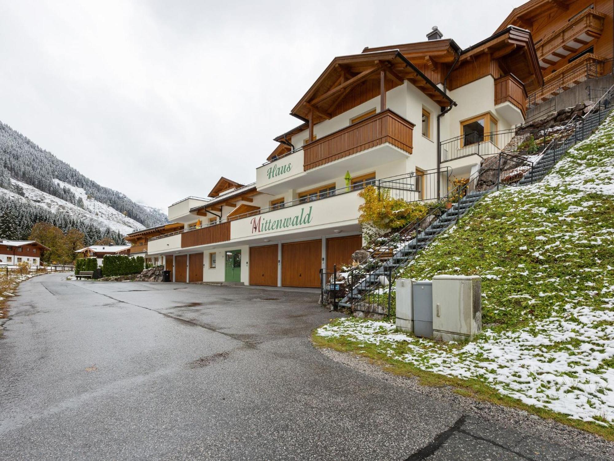 Chalet Apartment In Saalbach Hinterglemm Ngoại thất bức ảnh